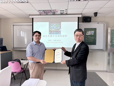 114-2 吳勝富博士
